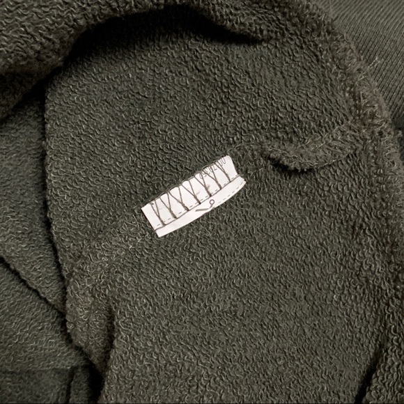 Forever 21 Cropped Crewneck - Army Green - Picture 4 of 4